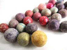 UpperDutch:Marbles,Antique marbles, Set of 30 antique clay marbles.