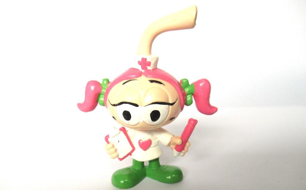 Snork Figurine, Casey as a nurse, Schleich West-Germany The Snorks, Pvc figurine 1980's.