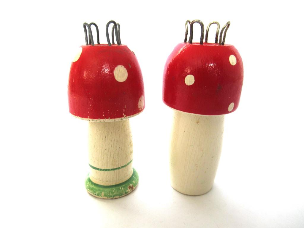Set of 2 Wooden Mushroom Knitting Dolls, Knitting Nancy, French Knitting, Bobbin Doll, Mushroom.