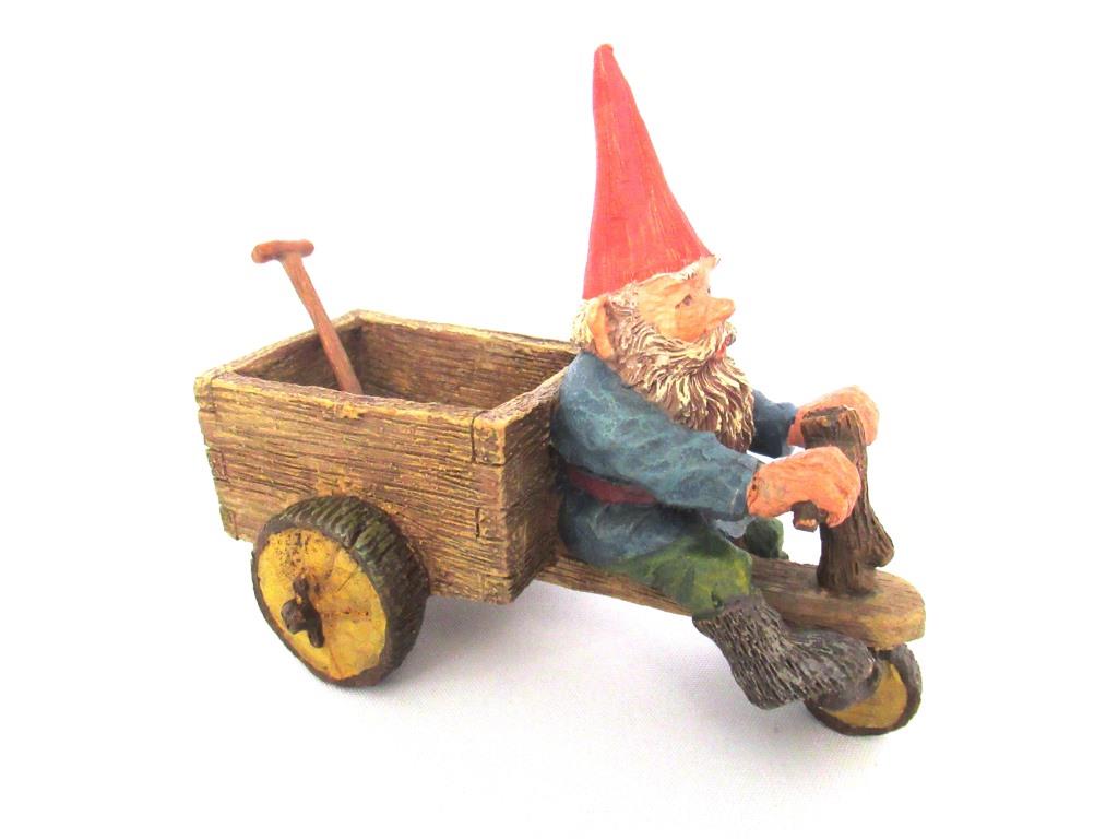 Gnome figurine 'Thomas' riding a cargo bike after a design by Rien Poortvliet.