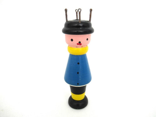 Knitting Nancy, Vintage Wooden Knitting Doll, French Knitting, Bobbin Doll, Sewing supply, french knitter.