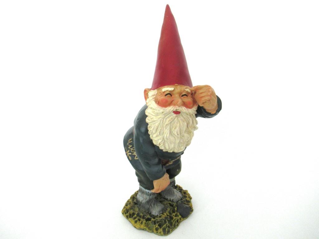 Gnome figurine, 9 INCH Gnome statue after a design by Rien Poortvliet, David the Gnome.