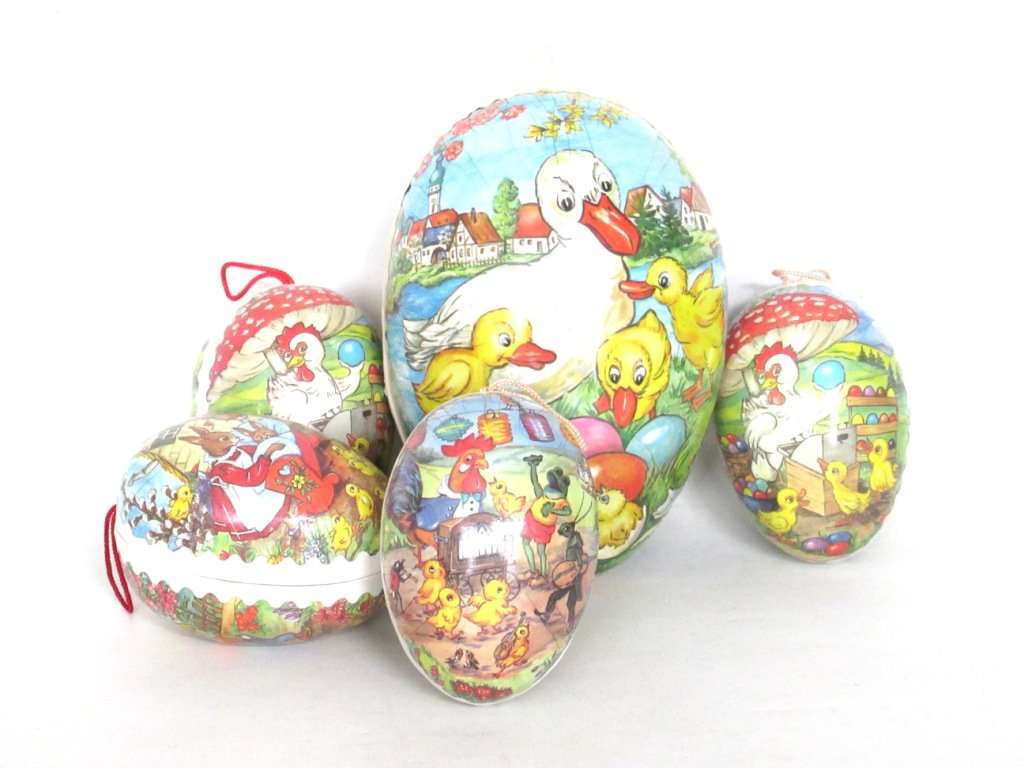 UpperDutch:Candy container,Easter Eggs - Set of 5 German Easter Paper Mache Eggs - Vintage Candy Containers