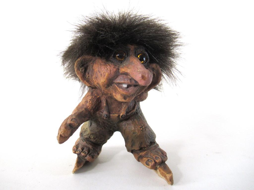 Troll, Original Nyform Troll 252, Ice skating Troll handmade in Norway (Goblin, Gremlin, Hob, Imp, Gnome, Hobgoblin, Elf, Pixy)