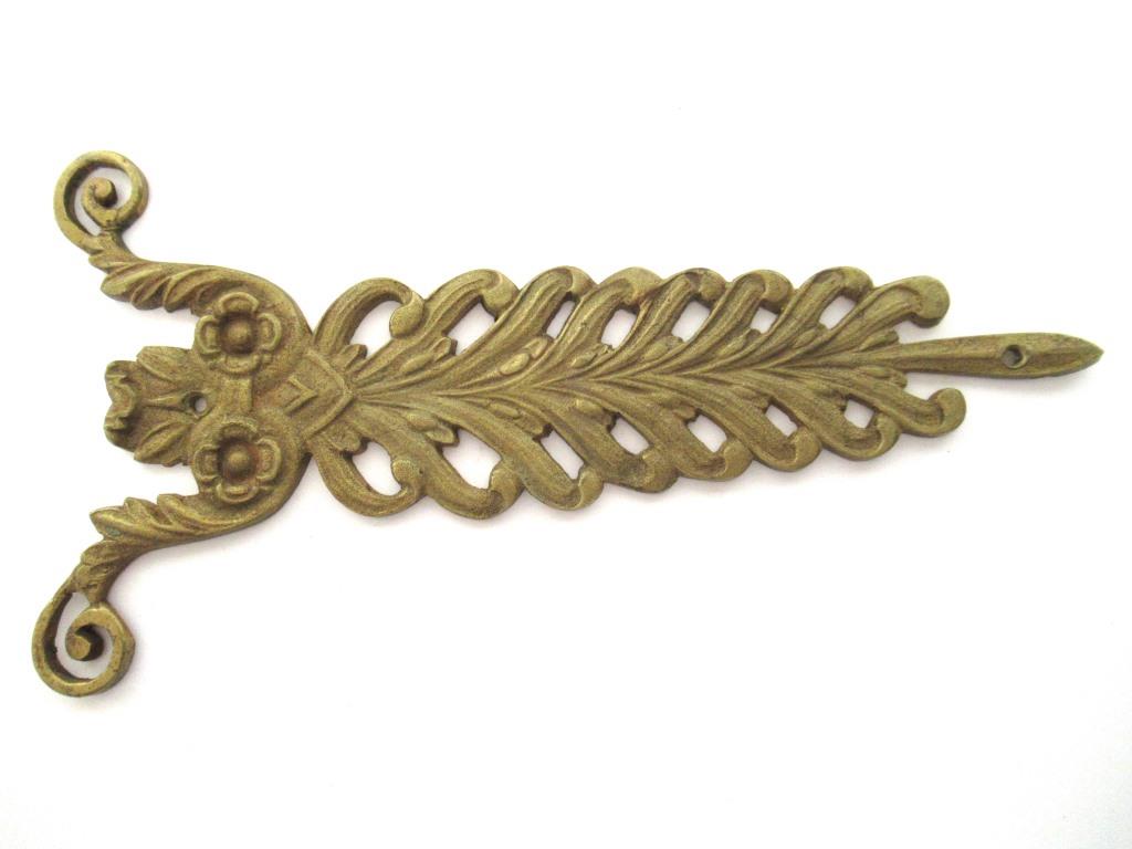 1 (ONE) Brass Antique Cabinet Ornament Furniture Applique. Decoration mount, Authentic hardware, restoration supplies