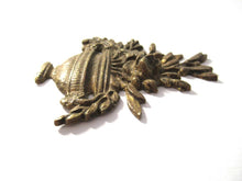 Antique Small Brass applique, ornament, embellishment, pediment, flower arrangement. #7DCG21K9