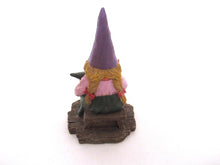 Breastfeeding Gnome figurine after a design by Rien Poortvliet 'Catherine with baby's '. Twin gift