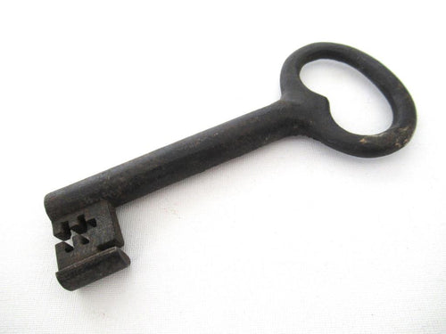 Large Antique Skeleton Key - Beautiful 4 inch antique metal key, shabby, rusty. Old Rusty Key.