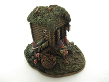 Classic Gnomes Villages 'Gnome Sweet Home' Gnome figurine after a design by Rien Poortvliet.