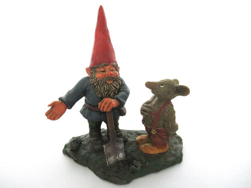 'Al with Mouse' Gnome with shovel and mouse figurine. Part of the 2001 Classic Gnomes series designed by Rien Poortvliet