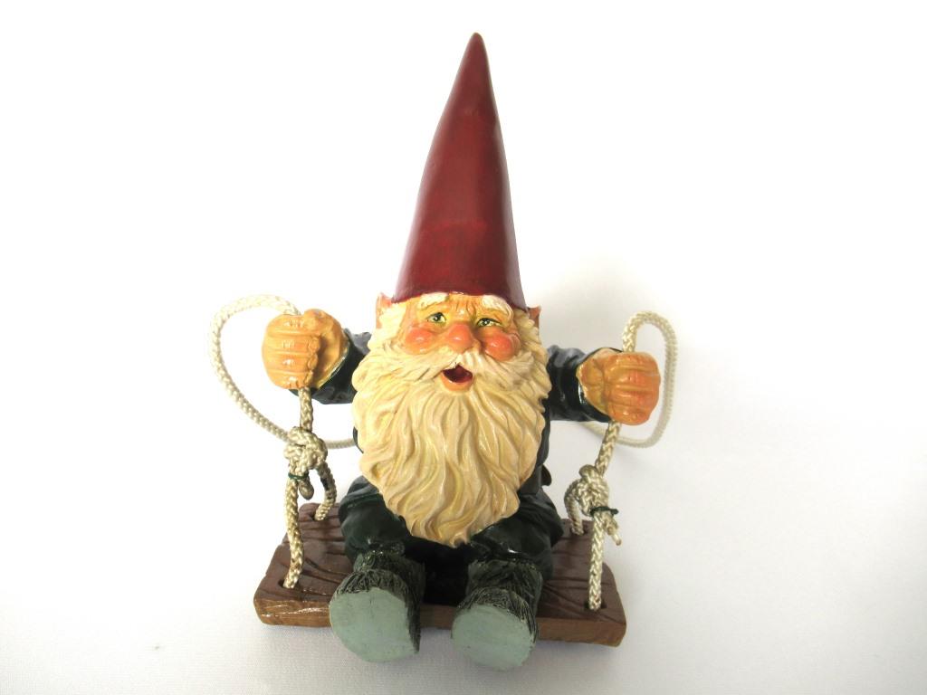 Garden gnome on Swing. Rien Poortvliet, David the Gnome.
