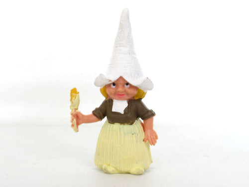 UpperDutch:,1 (ONE) Gnome figurine, Gnome after a design by Rien Poortvliet, Brb Gnome, Dutch farmer wheat Gnome traditional.
