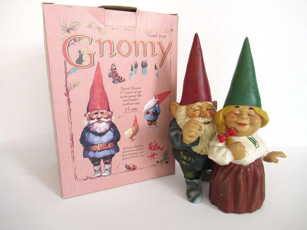 Gnome statue 'Dave & Iris getting married' 9 INCH Gnomy, after a
