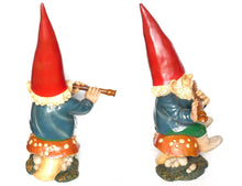 UpperDutch:Gnomes,34 INCH Garden gnome, Gnome with Flute on Mushroom. Rien Poortvliet, David the Gnome, Childrens decor, el Gnomo. Gift.