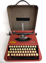 UpperDutch:Typewriter,Working Typewriter 1950's Halberg. QWERTY keyboard. 1953, rare typewriter. Portable Pink Halberg typewriter.
