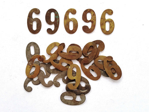 UpperDutch:Numbers,ONE Antique Six or Nine, Number 6 or 9, Authentic Shabby Brass Number Nine or Six. Room number / Table number