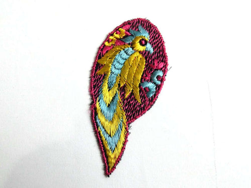 UpperDutch:Sewing Supplies,Bird Applique / 1930s Vintage Embroidered Bird applique / application / patch. Vintage patch, sewing supply.