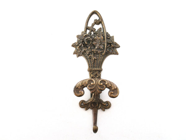 Vintage wall hook basket with flowers - Ornate Victorian style hook - VCR made in Italy.