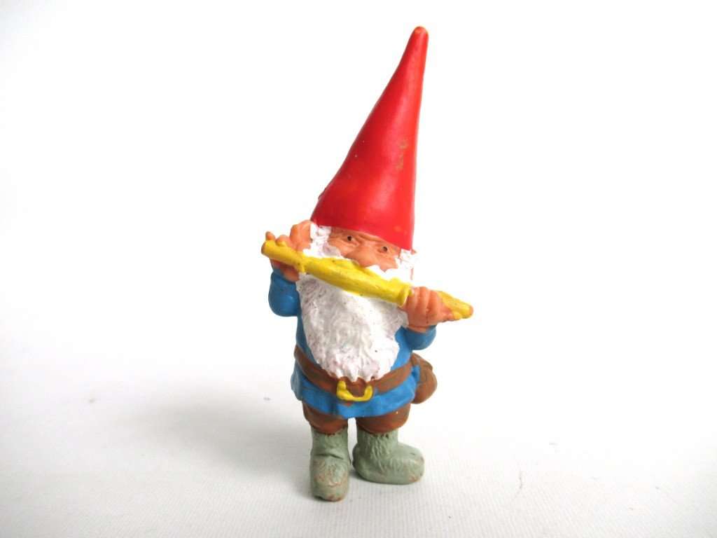 UpperDutch:Gnomes,1 (ONE) David the Gnome figurine after a design by Rien Poortvliet, Collectible pocket gnome plays on flute,mini garden gnome.