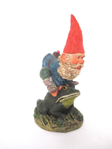 Gnome Figurine, 'Otto & Mo, 'Always leaping to the rescue', Rien Poortvliet, gnome on frog.