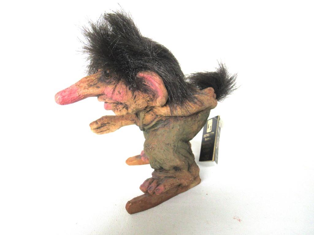 Nyform Troll 252 Ice skating Troll handmade in Norway Goblin