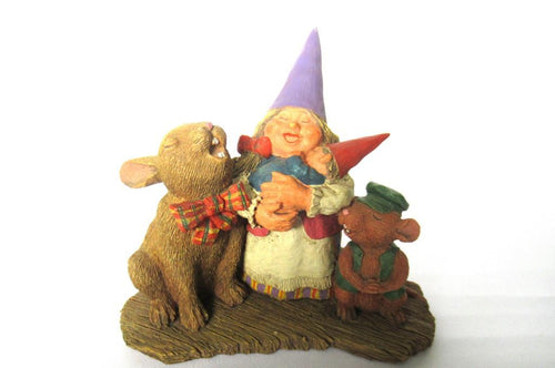 Classic Gnomes 'Living Together' Gnome Figurine after a design by Rien Poortvliet.