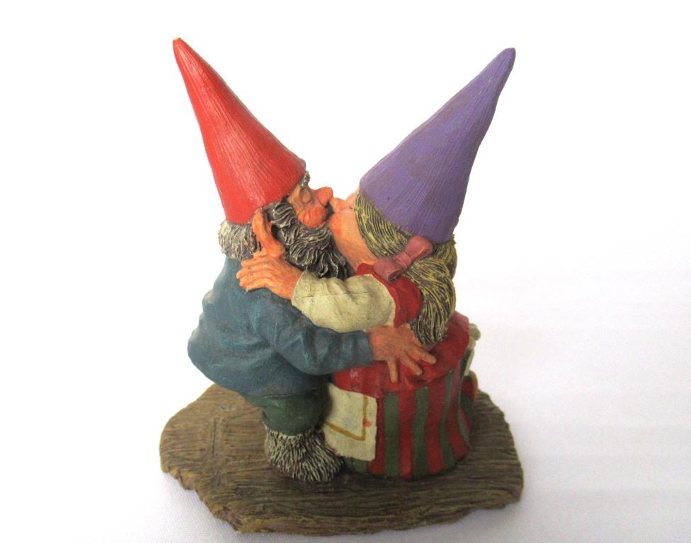 'Will and Ann' Dancing Gnome couple, kissing gnome couple. David the gnome after a design by Rien Poortvliet.