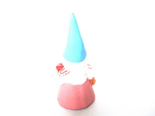Lisa the Gnome after a design by Rien Poortvliet, Brb Gnome. Serving tea. Tea gift.
