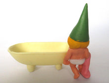 Gnome figurine, Lisa taking a bath, after a design by Rien Poortvliet, Brb Gnome, David the Gnome.