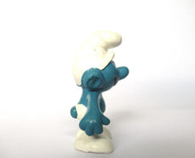 Mechanic Smurf holding a black wrench, Schleich, Peyo, Pvc figurine.