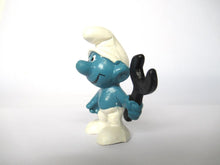 Mechanic Smurf holding a black wrench, Schleich, Peyo, Pvc figurine.