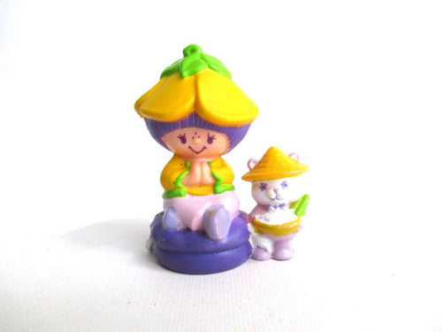 UpperDutch:Figurines,Strawberry Shortcake miniature pvc figurine, Almond Tea with Marza Panda.
