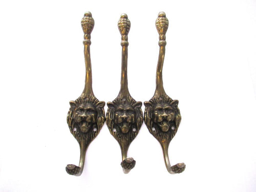 Set of 3 Lion Wall hooks - Coat hooks. Decorative animal storage solution, coat hangers.