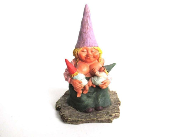 UpperDutch:Gnomes,New born, Breastfeeding Gnome figurine, Rien Poortvliet 'Catherine with baby's '. Twin gift