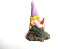 UpperDutch:Gnomes,New born, Breastfeeding Gnome figurine, Rien Poortvliet 'Catherine with baby's '. Twin gift