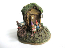 UpperDutch:Gnomes,Gnome figurine after a design by Rien Poortvliet Classic Gnomes Villages 'Gnome Sweet Home'.