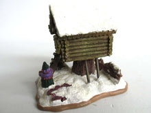 UpperDutch:Gnomes,Gnome figurine Rien Poortvliet Classic Gnomes Villages 'Mouse pile dwelling'.
