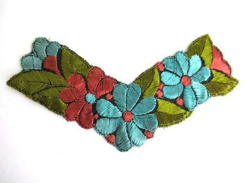 UpperDutch:Sewing Supplies,Floral Trim Applique, 1930s embroidered applique. Sewing supply.