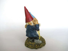 UpperDutch:Gnomes,Rien Poortvliet gnome Dancing Gnome couple. David the gnome, Klaus wickl.