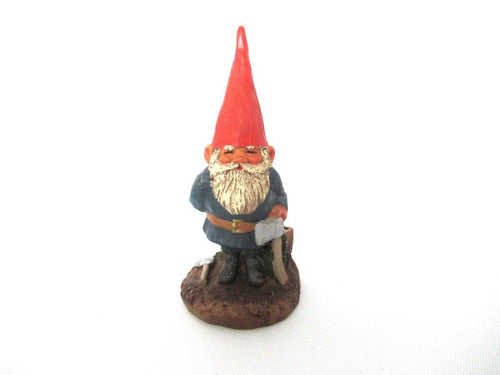 Gnome figurine with ax, Klaus Wickl, 'Al Jo' Small Gnome figurine after a design by Rien Poortvliet.