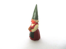 Gnome figurine, Tilly, Klaus Wickl 1993, Enesco, Rien Poortvliet, Miniature collectible gnomes.