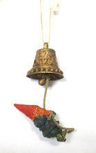 Hanging gnome ornament, Gnome figurine, 1995, Enesco, Rien Poortvliet, Collectible Miniature gnome. #7DAGD9K4