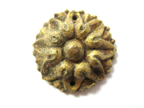 1 (ONE) Antique Brass embellishment, furniture applique, pediment.
