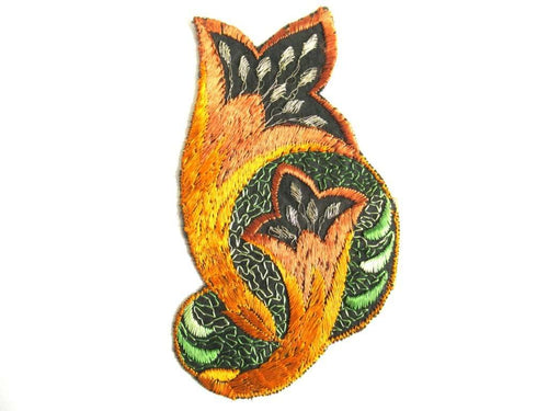 UpperDutch:Sewing Supplies,Antique Trumpet Applique, Flower applique, 1930s vintage embroidered applique. Vintage floral sewing supply
