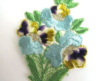 UpperDutch:Sewing Supplies,1930s Flower applique Vintage embroidered applique. Vintage floral patch, sewing supply.