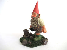 UpperDutch:Gnomes,Gnome figurine 'Hansli' Classic Gnomes, after a design by Rien Poortvliet.