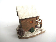 UpperDutch:Gnomes,Gnome figurine Rien Poortvliet Classic Gnomes Villages 'House with Wren'.