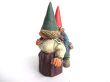 UpperDutch:Gnomes,Gnomes 'Richard and Rosemary' gnome figurine after a design by Rien Poortvliet.