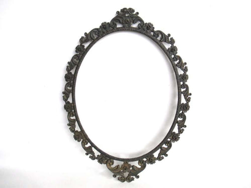 UpperDutch:Home and Decor,Vintage Brass plated Victorian Style Frame.