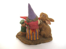 Classic Gnomes 'Living Together' Gnome Figurine after a design by Rien Poortvliet.